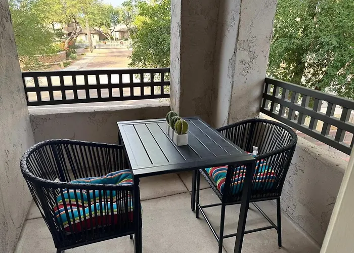 Beautiful North -kierland Townhome Holiday home *